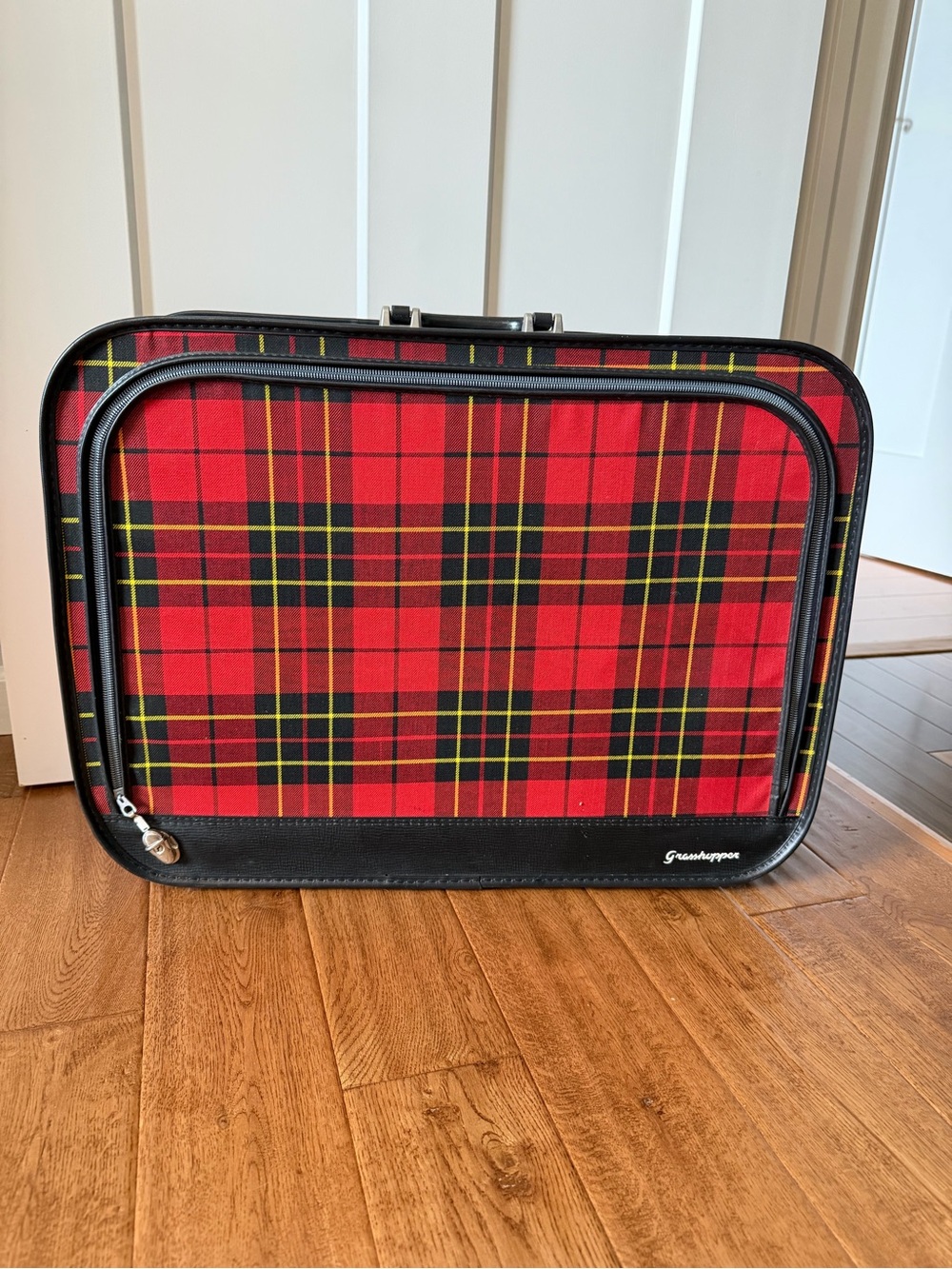 Vintage Grasshopper Soft Sided Red Tartan Plaid Suitcase luggage black large